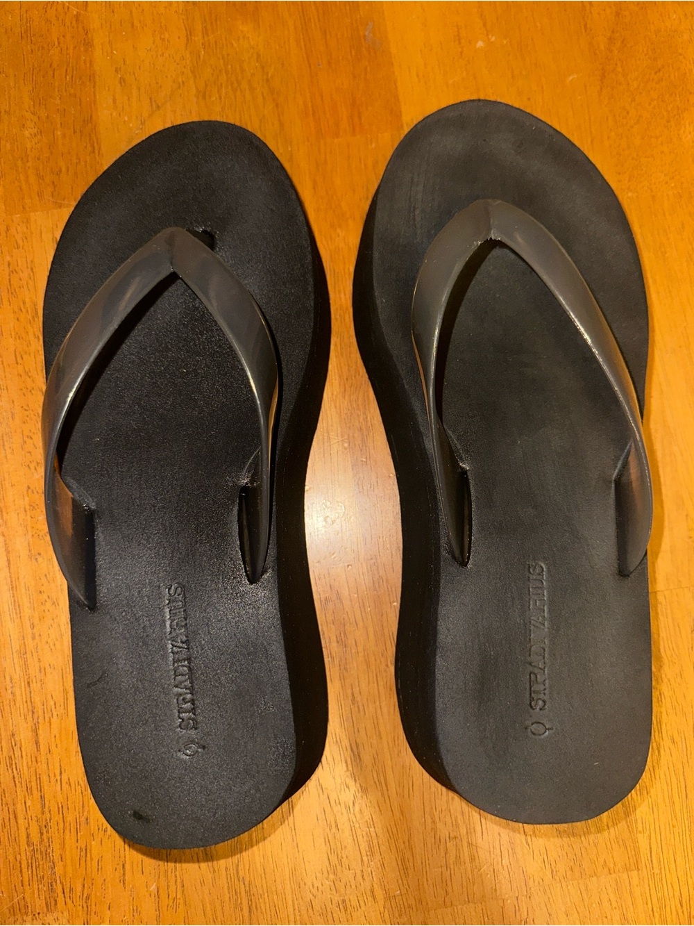 Stradivarius Black Platform Wedge Flip Flops / Thong Sandals – Size EU 39